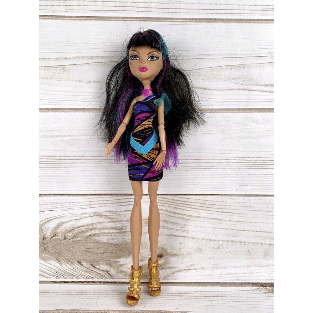 2014 Monster High Creepateria Cleo de Nile Doll